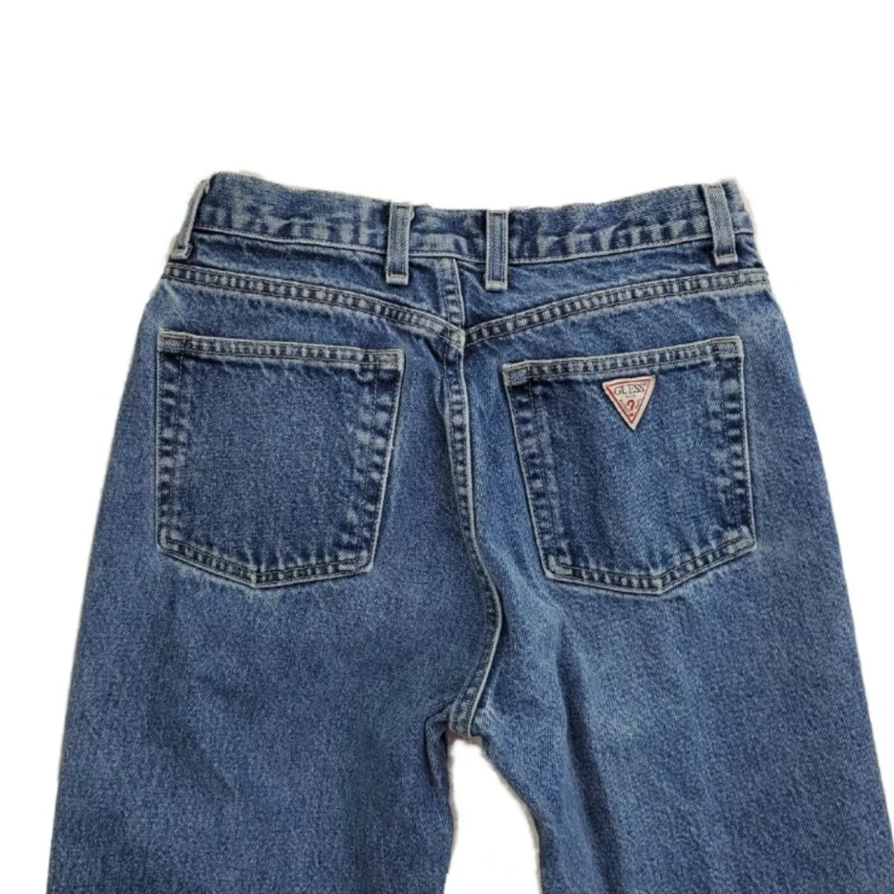 Vintage Guess Jeans Classic Fit Narrow Leg Womens sz 27 Mid Rise Light Wash